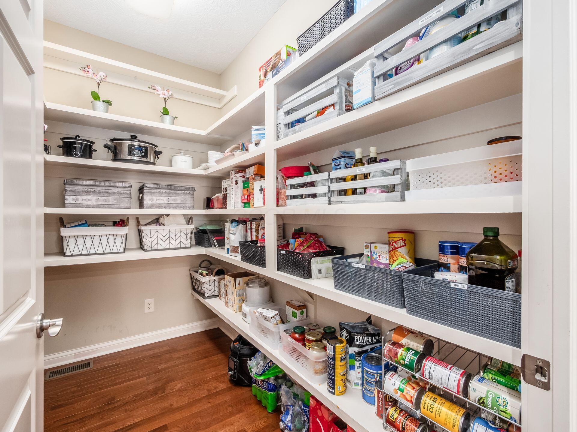 5768 Kempton Run Court Property Photo 12