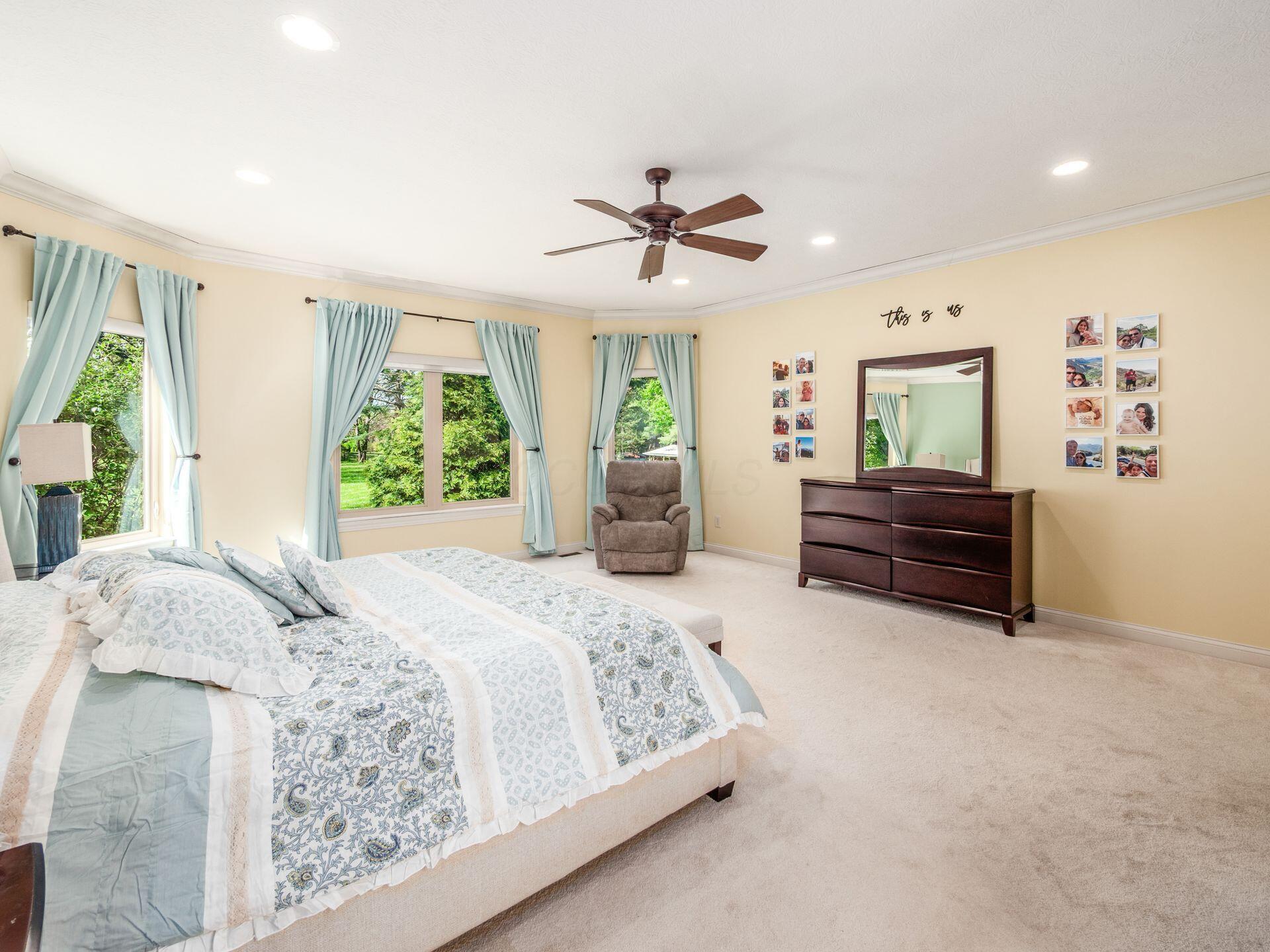 5768 Kempton Run Court Property Photo 14