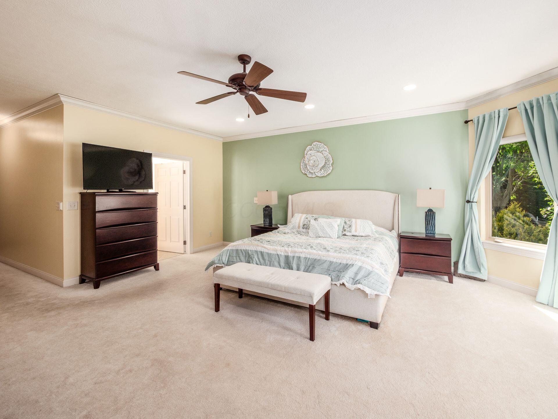 5768 Kempton Run Court Property Photo 15