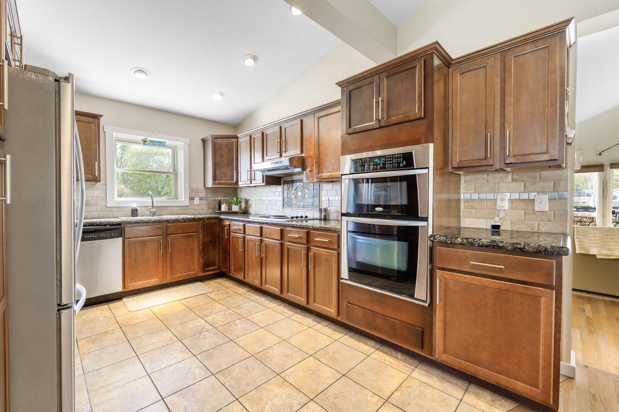 11172 Newland Drive Property Photo 43