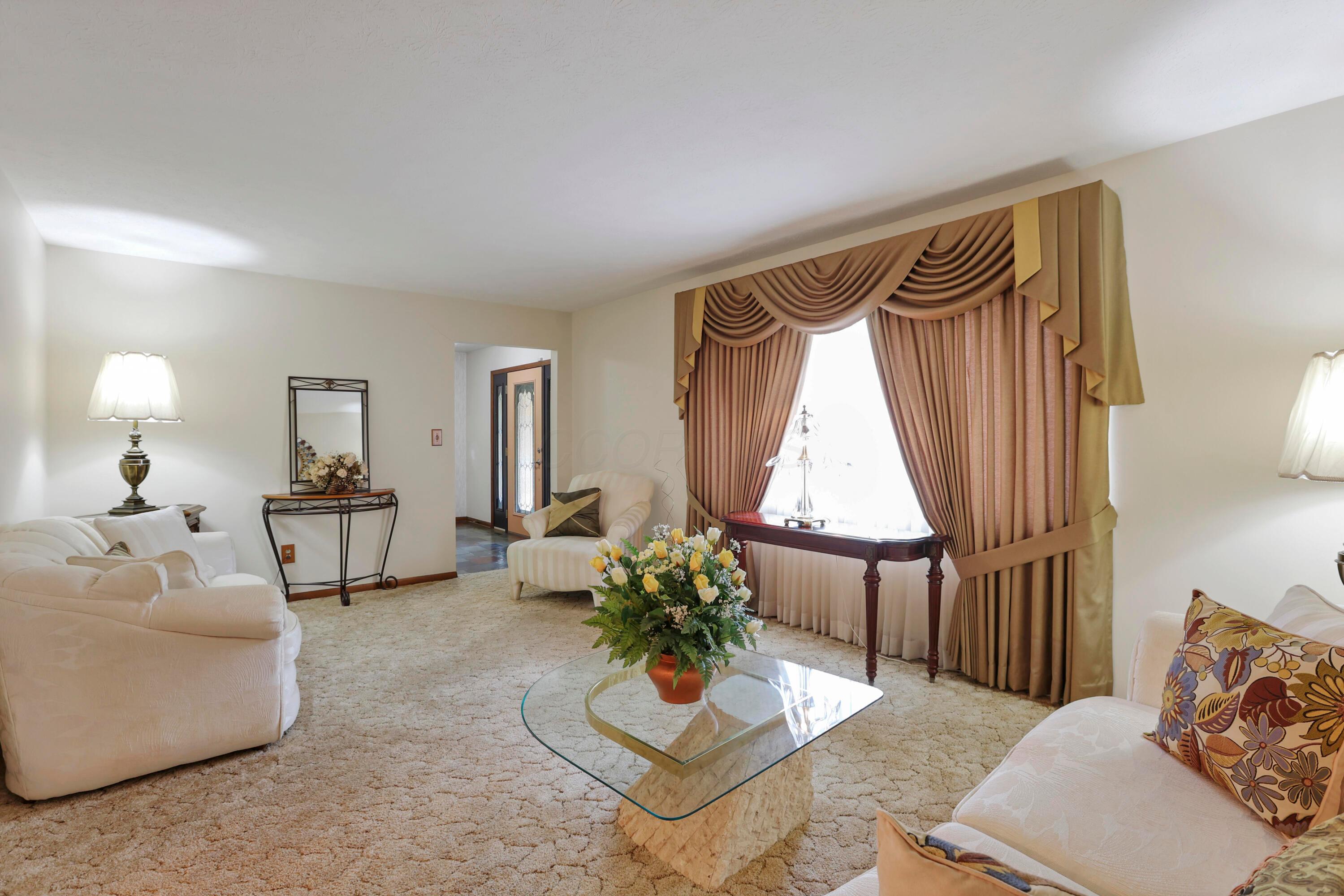 2639 Halleck Drive Property Photo 8