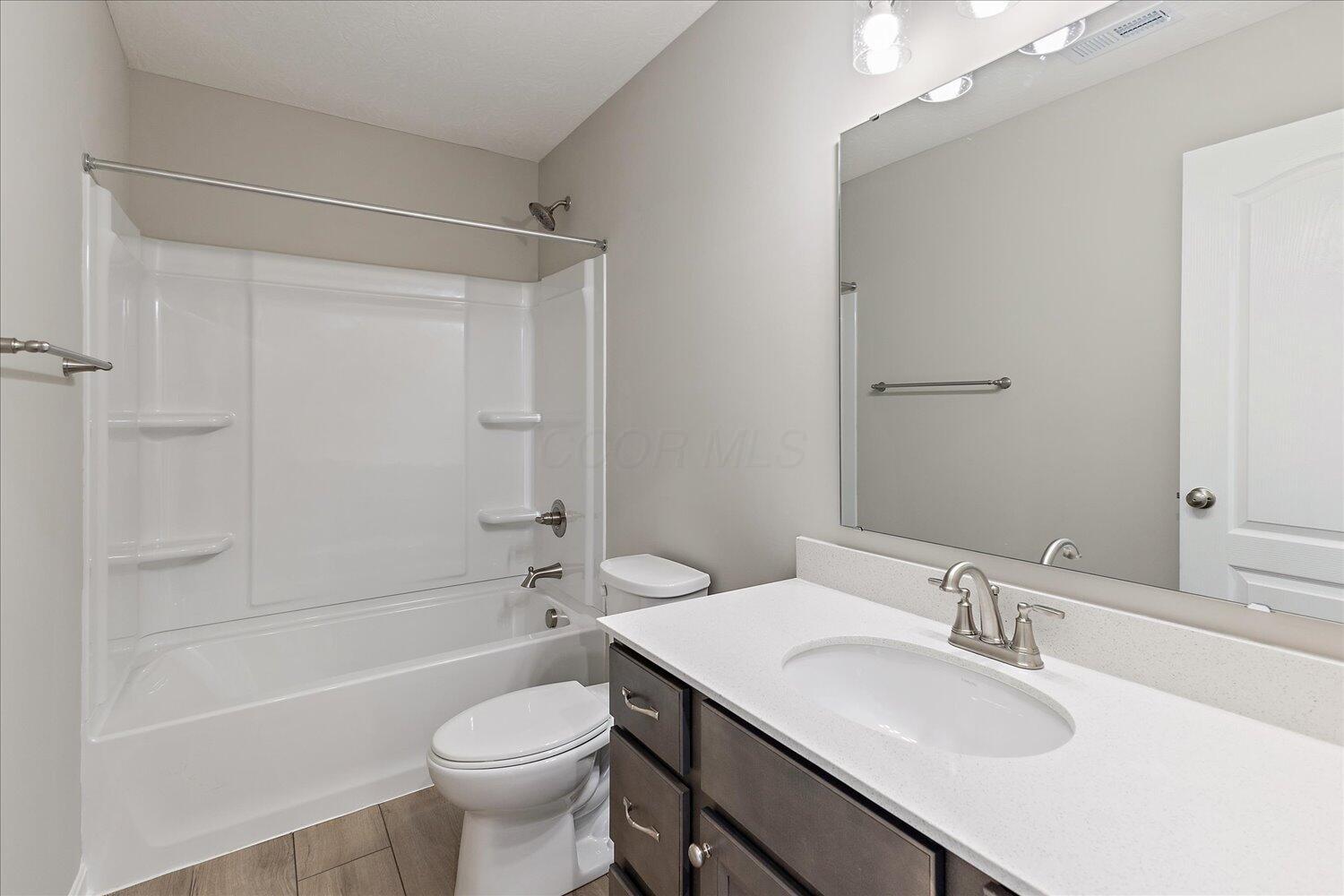 524 Iris Drive Property Photo 24