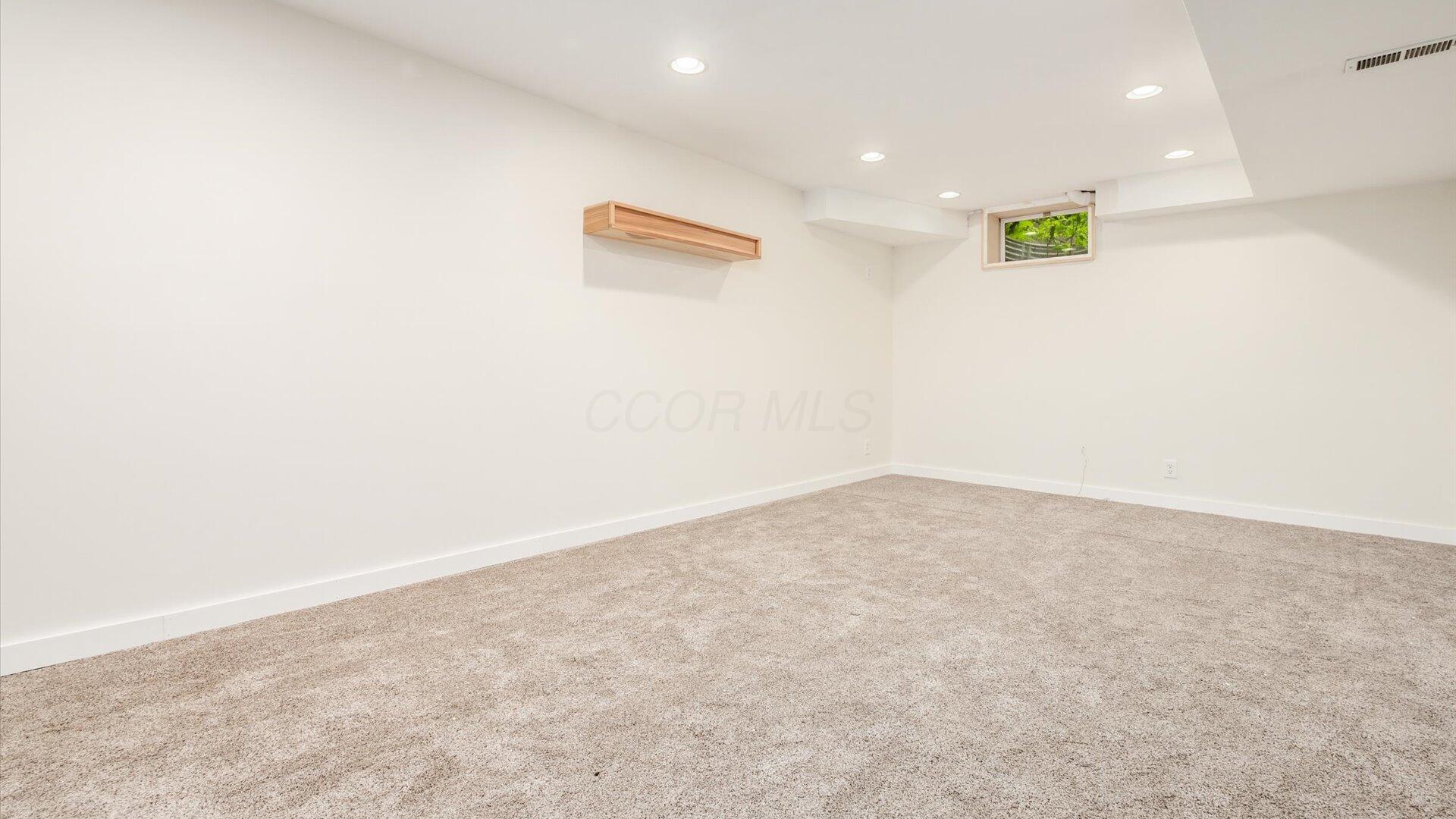 565 Welsh Lane Property Photo 33