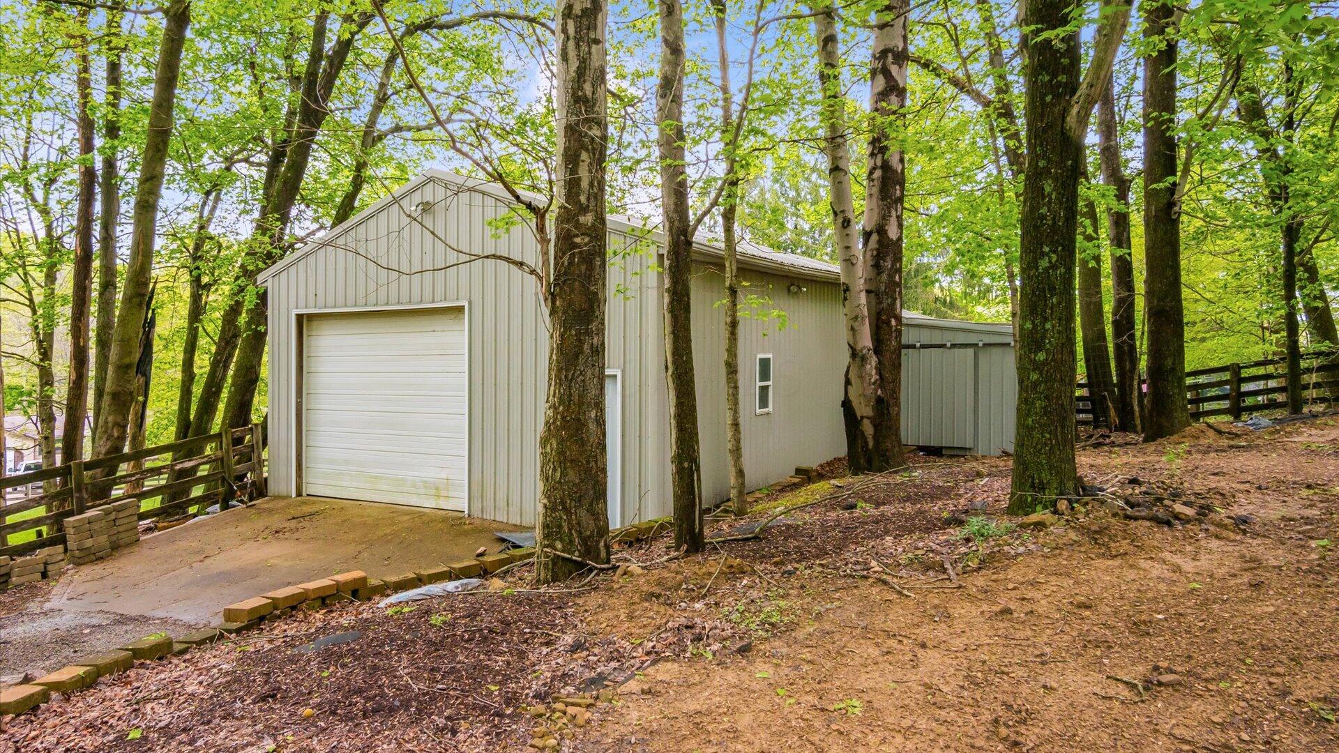 565 Welsh Lane Property Photo 40