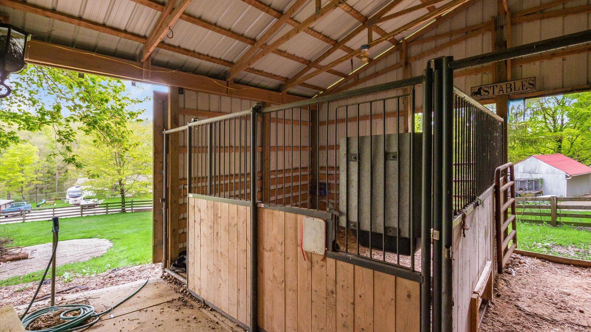565 Welsh Lane Property Photo 41