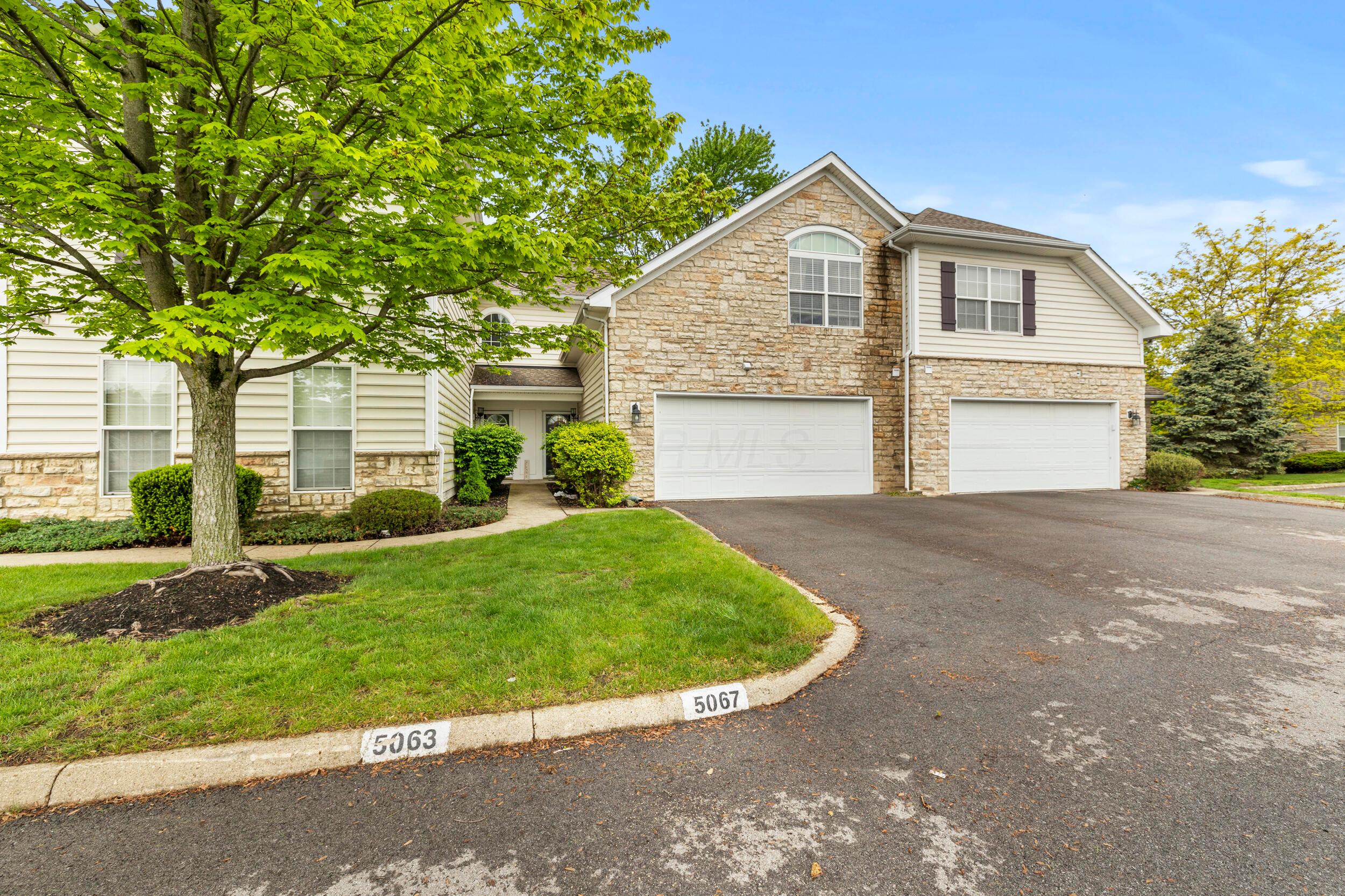 5067 Vinings Boulevard Property Photo 1