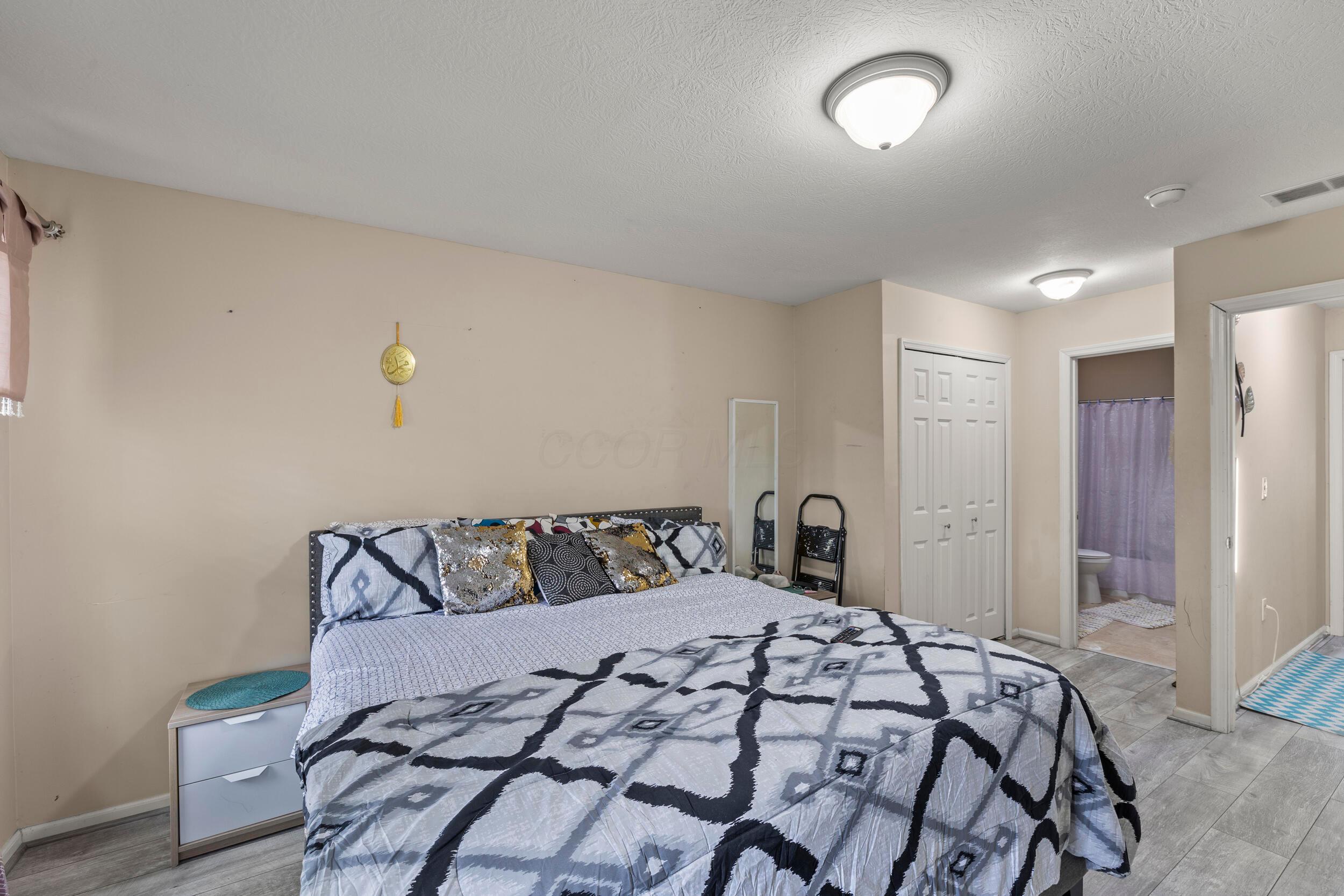 5067 Vinings Boulevard Property Photo 17