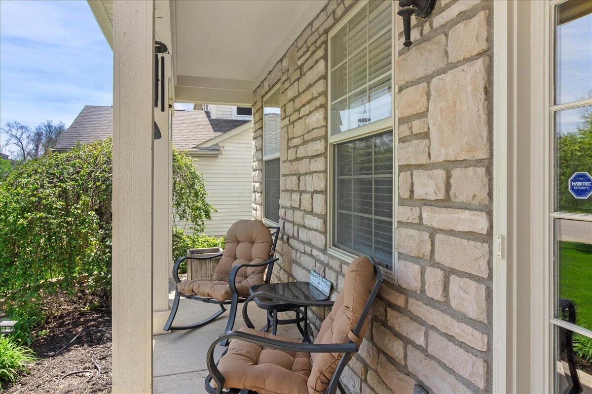 107 Curly Smart Circle Property Photo 9