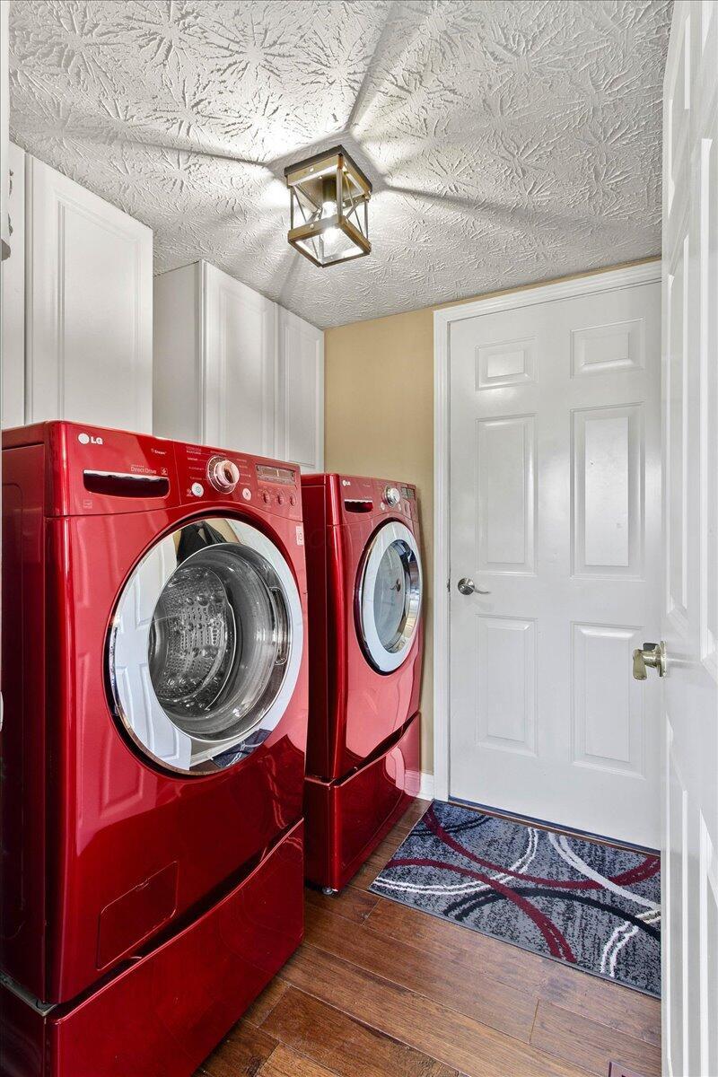 107 Curly Smart Circle Property Photo 28