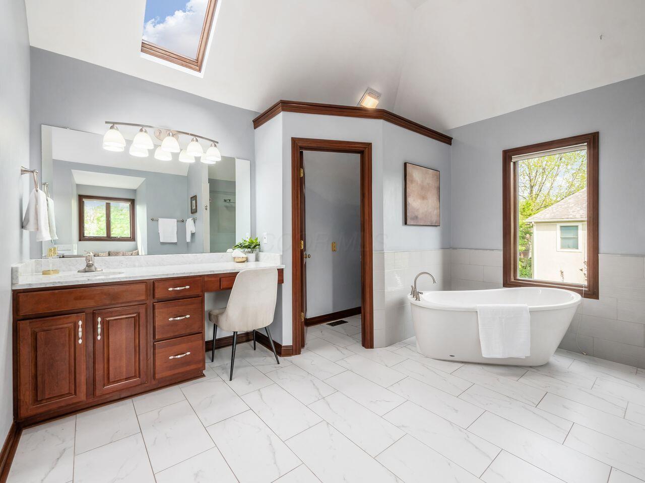 10900 Buckingham Place Property Photo 30