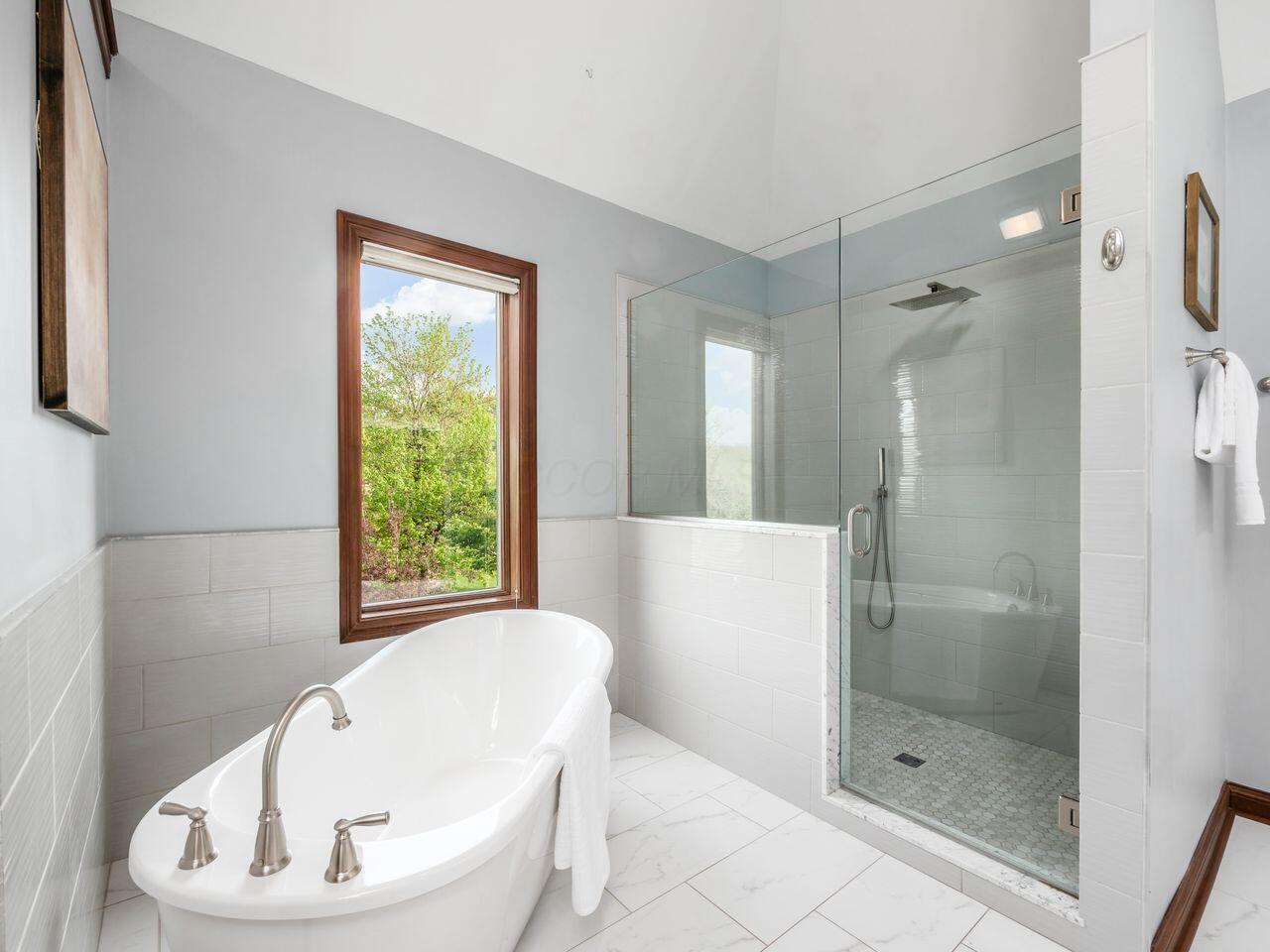 10900 Buckingham Place Property Photo 31