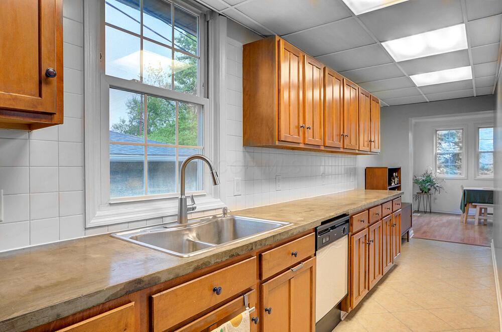 668 Enfield Road Property Photo 7