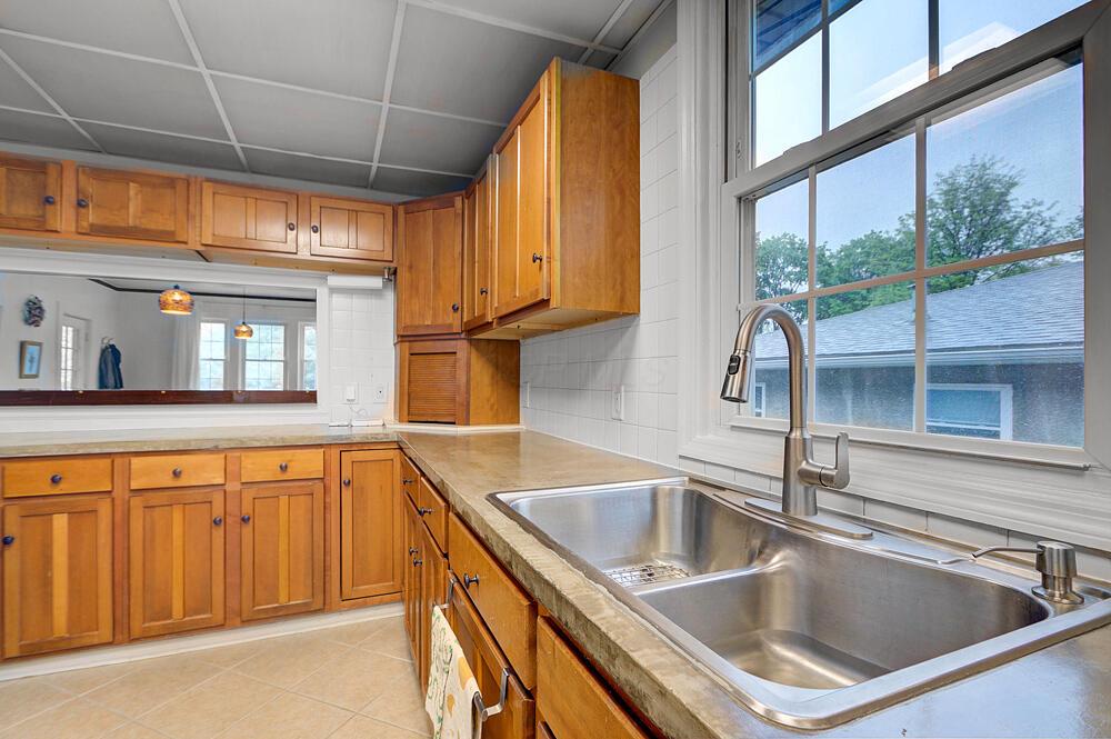 668 Enfield Road Property Photo 8