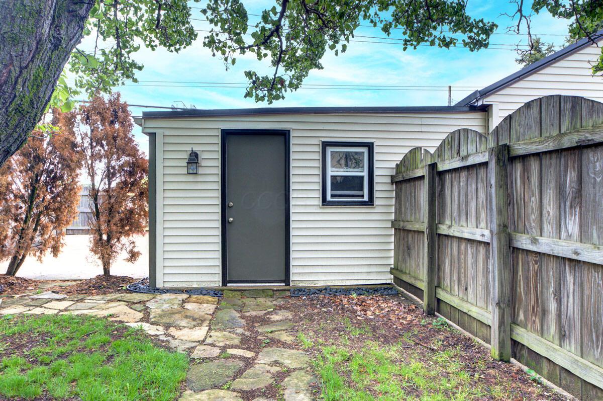 668 Enfield Road Property Photo 40