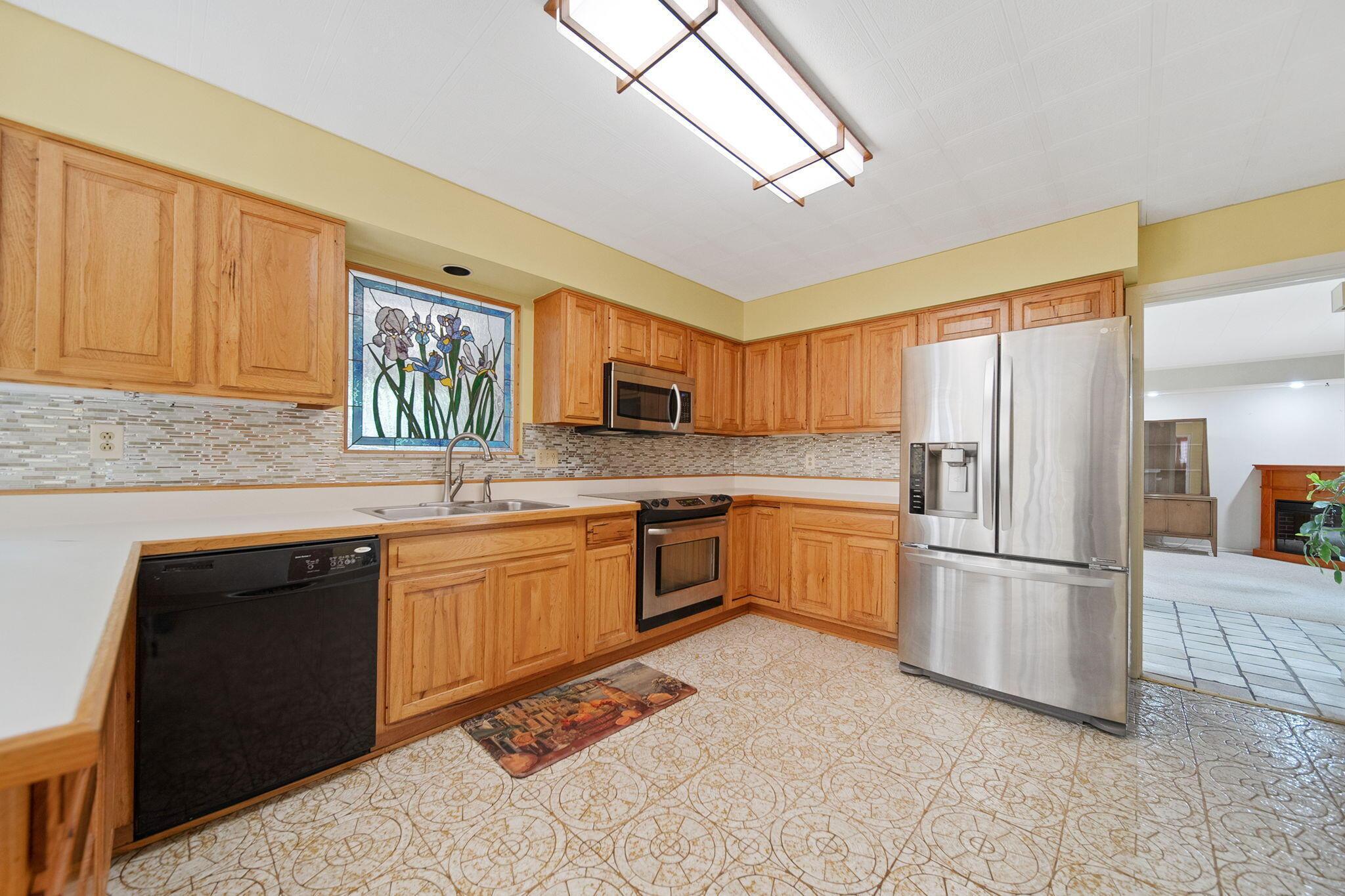 6694 Merwin Road Property Photo 14