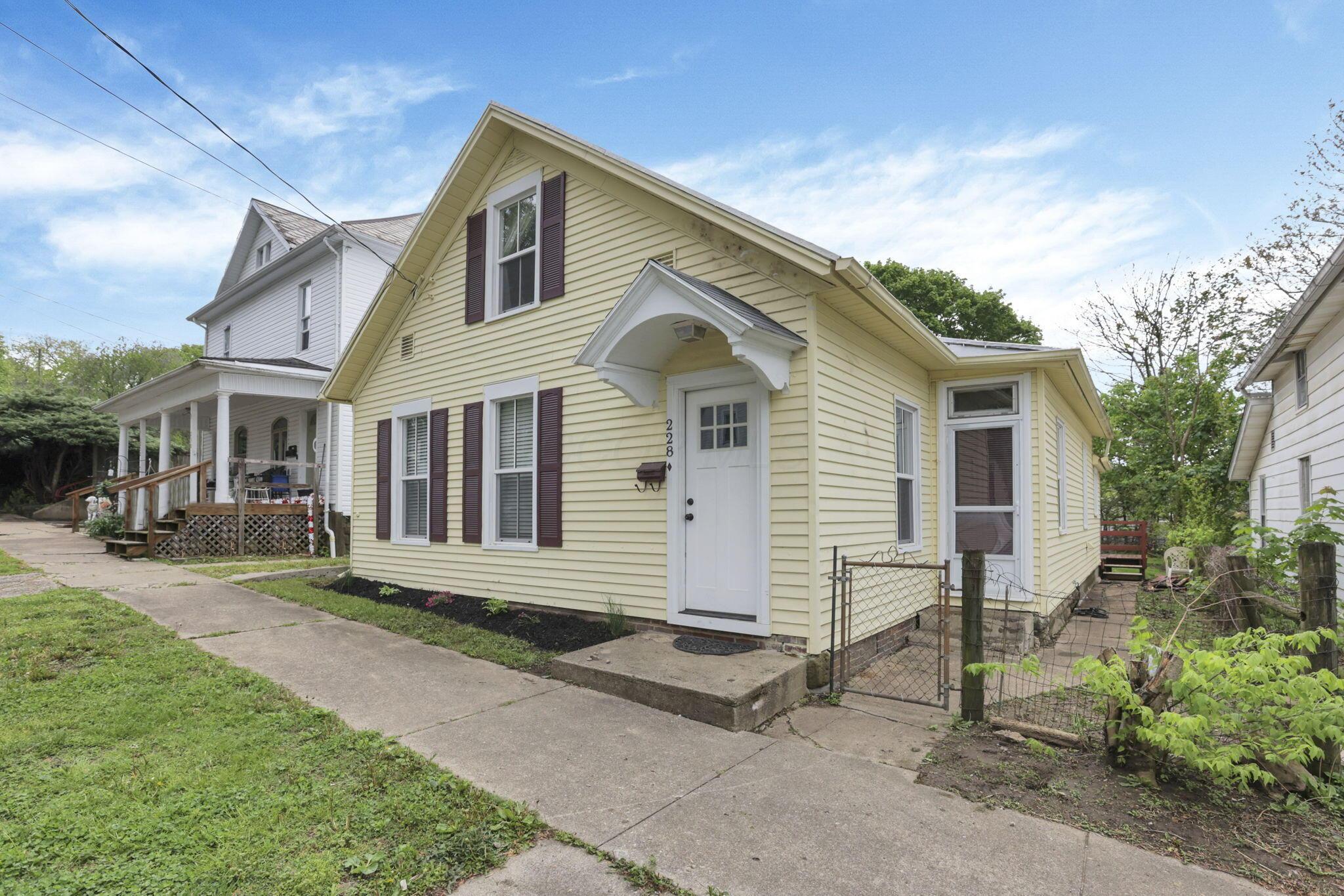 228 Perry Street Property Photo 1