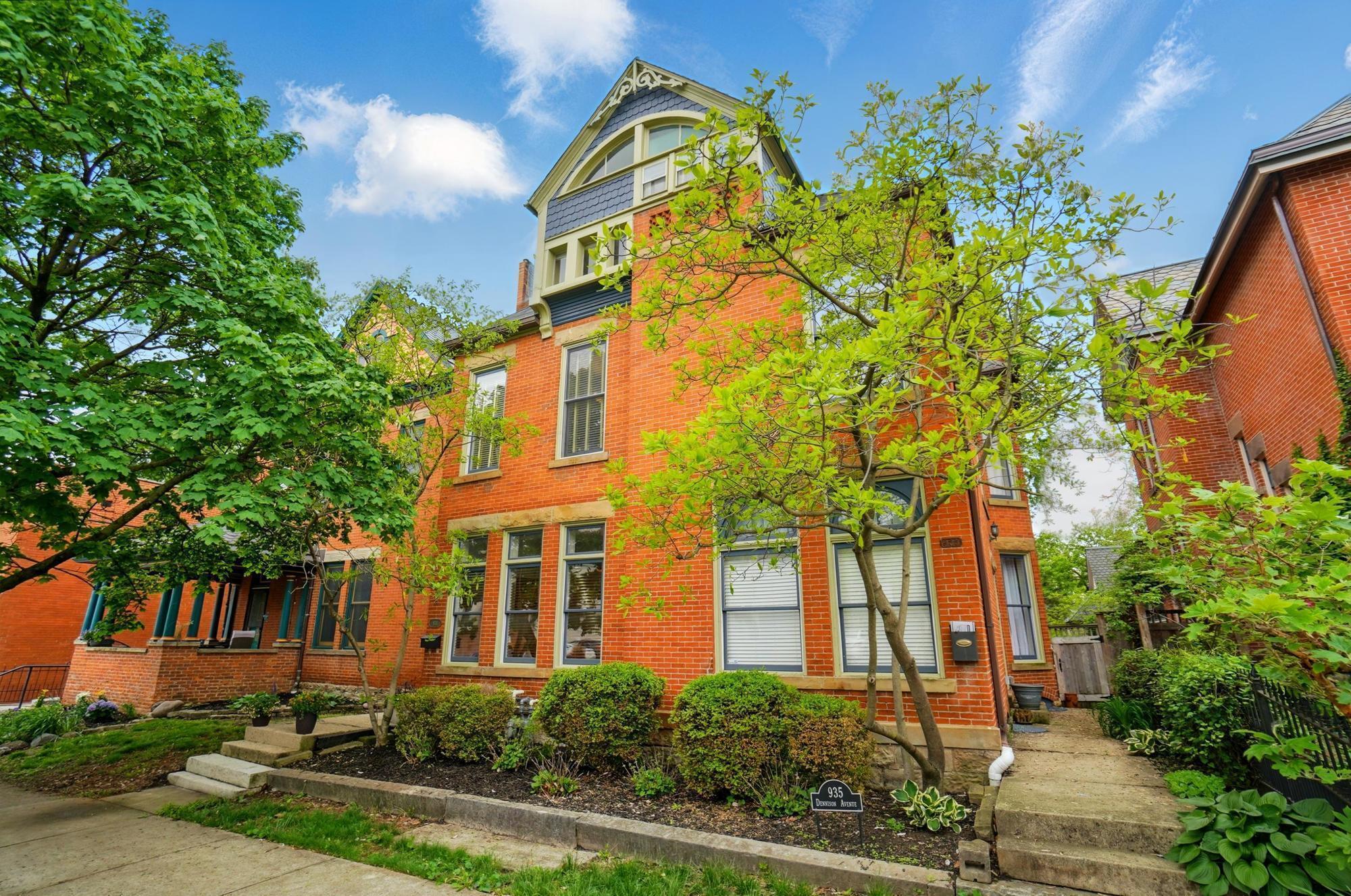 Picture of 931 Dennison Avenue