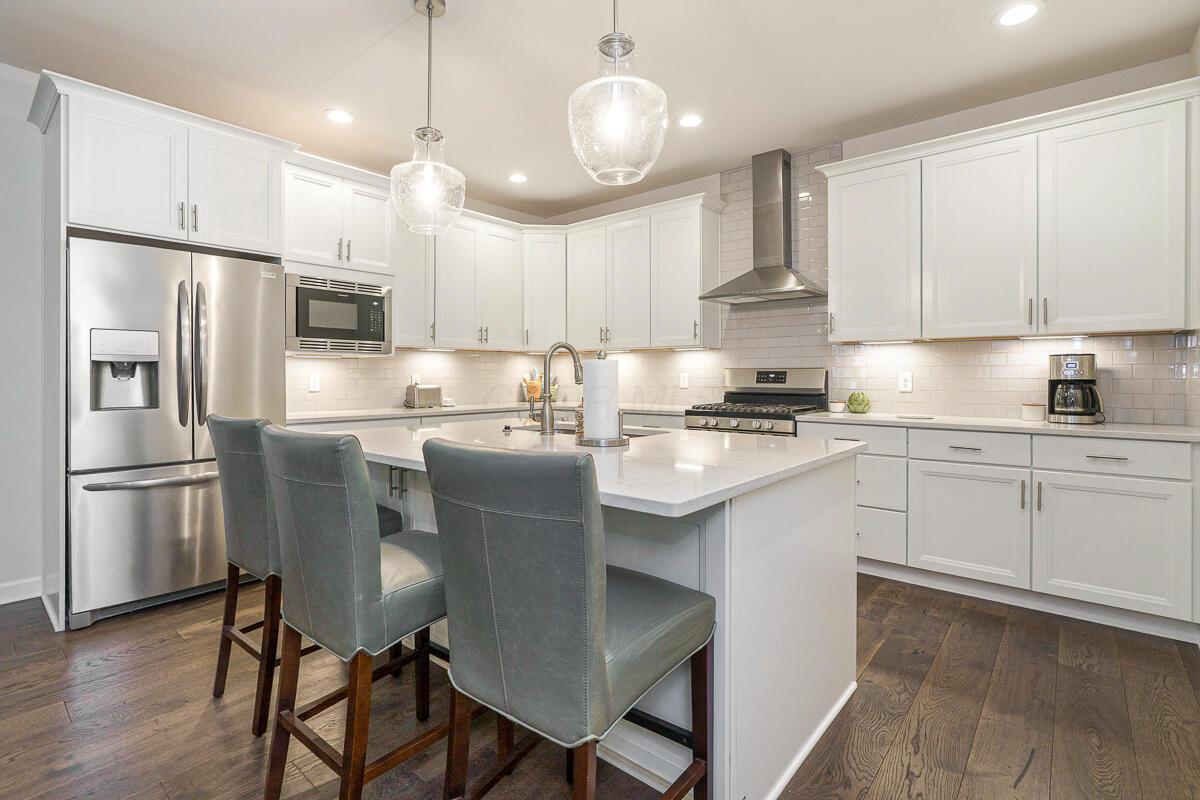 7678 Gateway Boulevard Property Photo 8