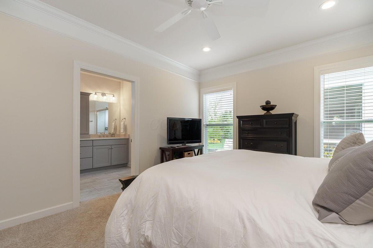 7678 Gateway Boulevard Property Photo 14