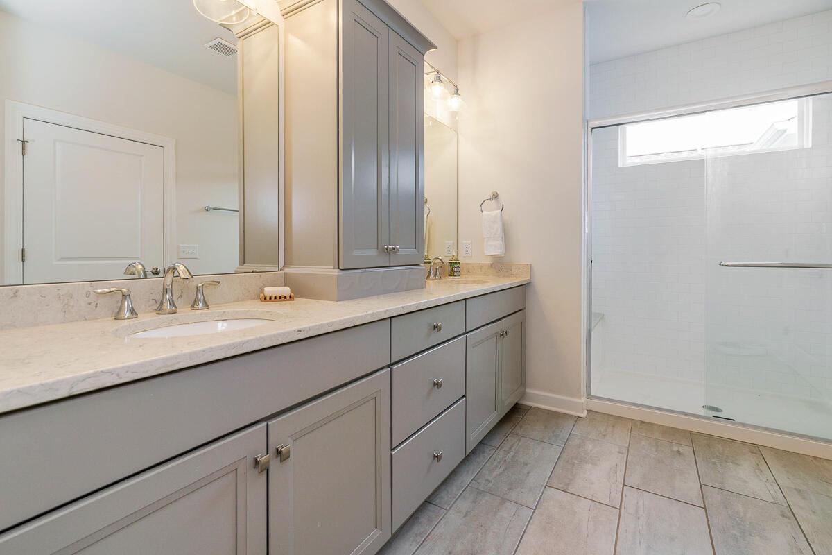 7678 Gateway Boulevard Property Photo 16