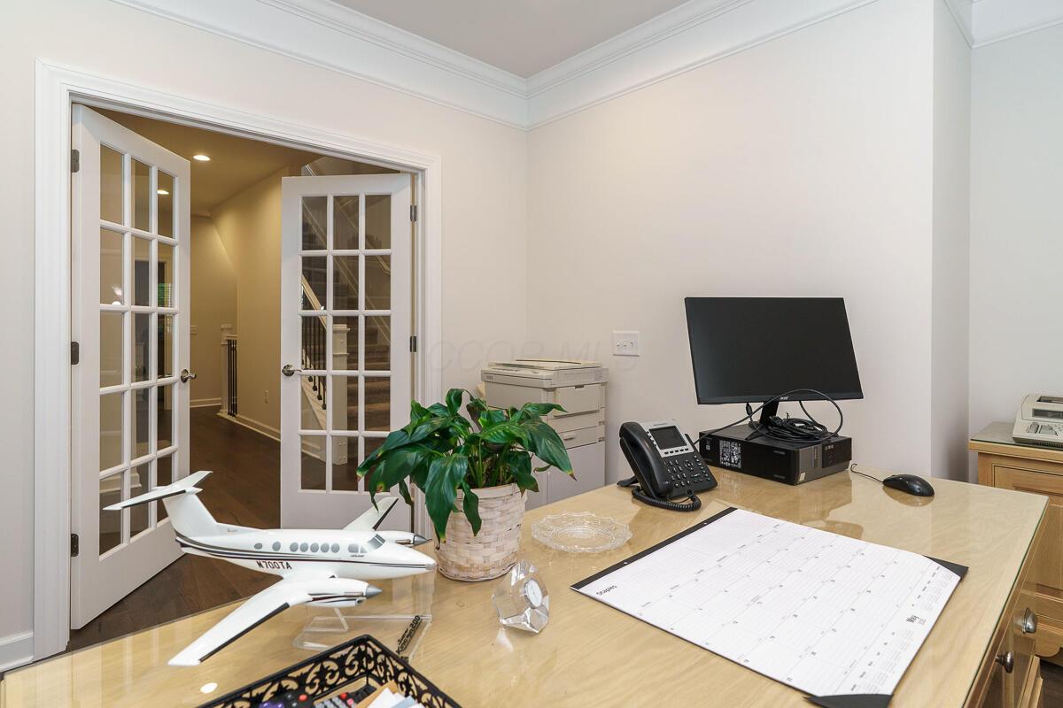 7678 Gateway Boulevard Property Photo 17