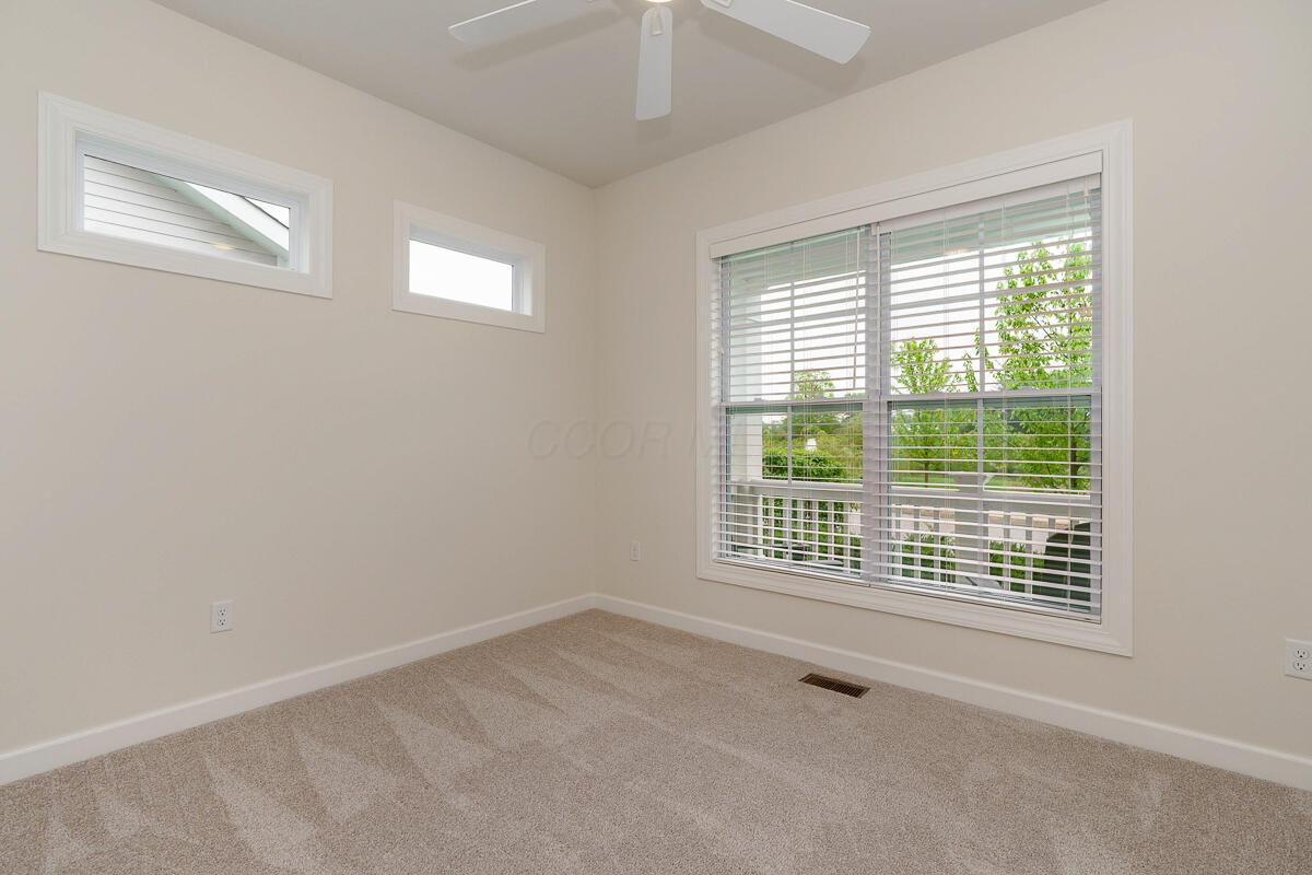 7678 Gateway Boulevard Property Photo 20