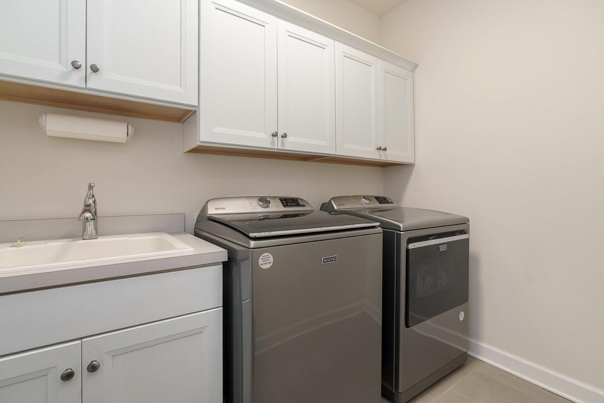 7678 Gateway Boulevard Property Photo 22