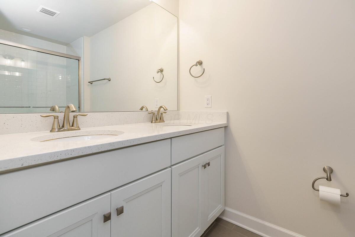 7678 Gateway Boulevard Property Photo 27
