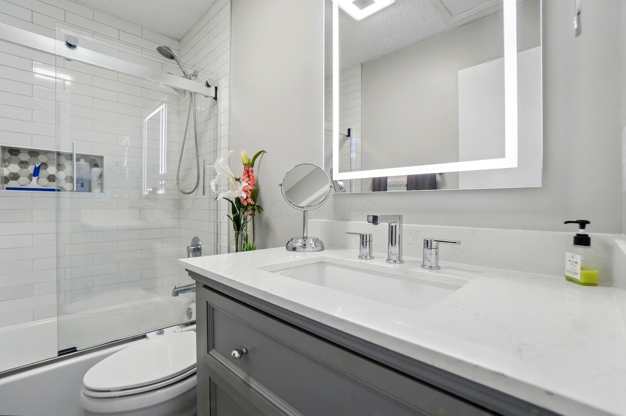 5684 Blendonridge Drive, 93c Property Photo 25