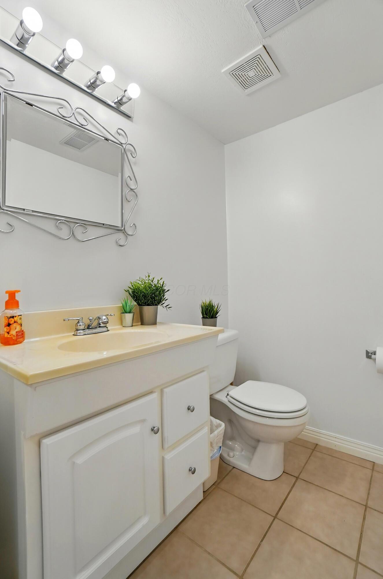 5684 Blendonridge Drive, 93c Property Photo 34