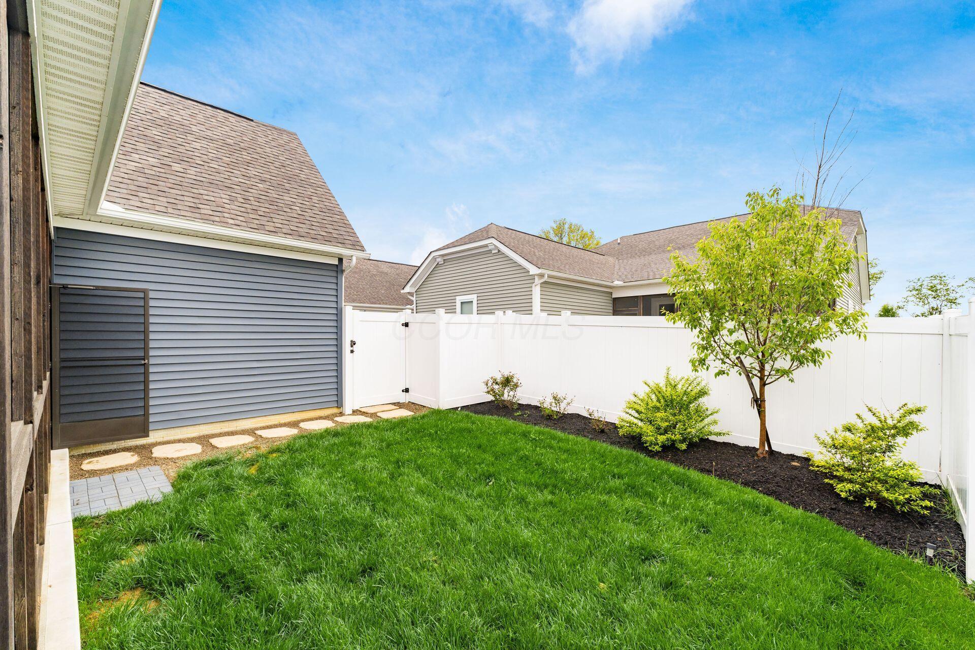 5605 Jessica Lane E Property Photo 42