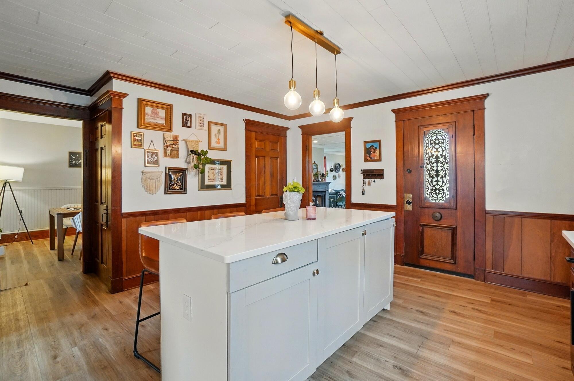 947 S Market Street Property Photo 12