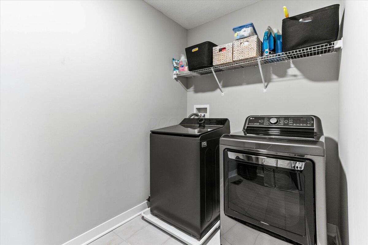 9129 Coe Drive Property Photo 35