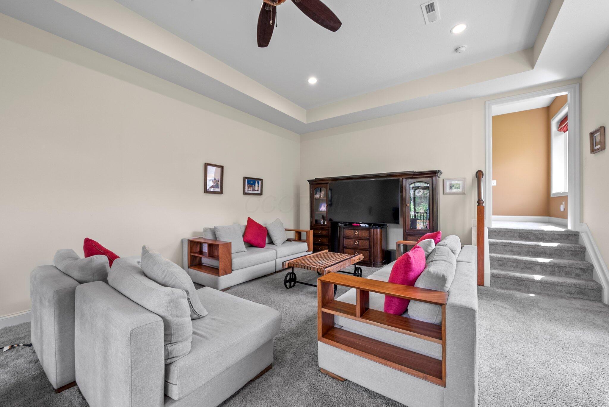 5694 Piermont Court Property Photo 33