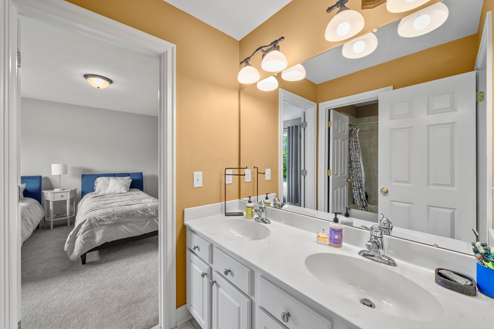 5694 Piermont Court Property Photo 45