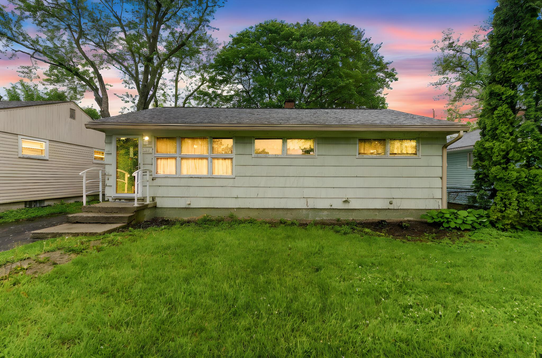 3491 Hiawatha Street Property Photo 1