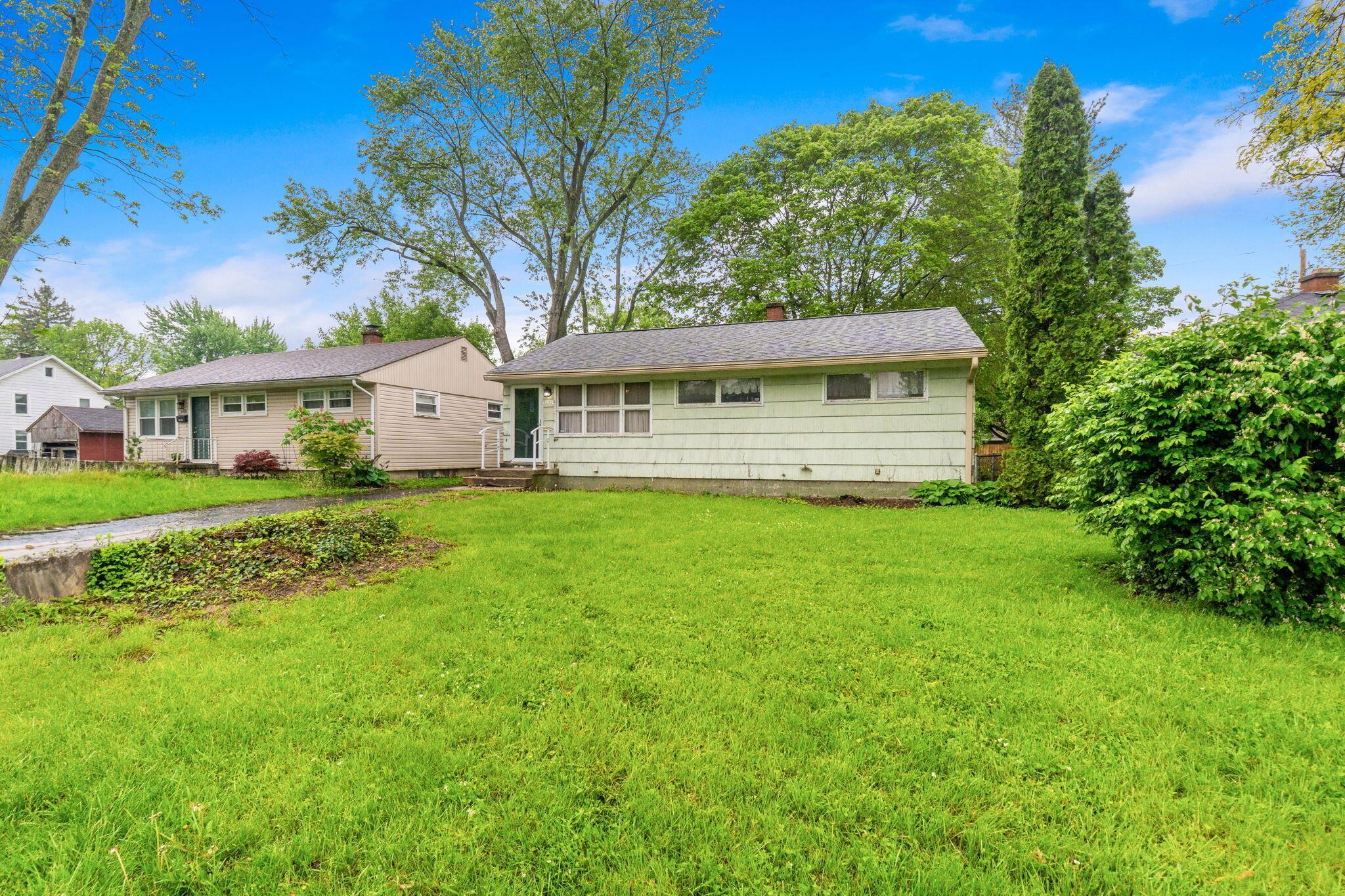 3491 Hiawatha Street Property Photo 2