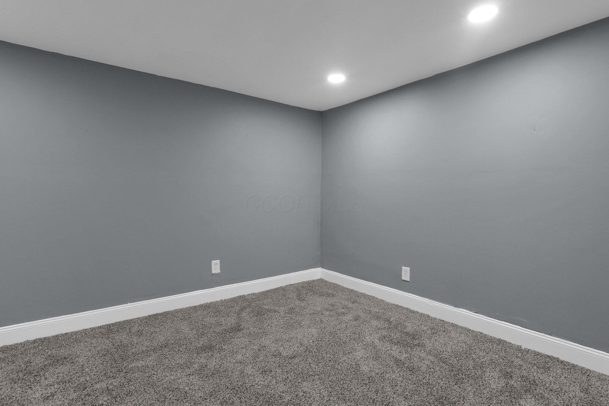 2433 Nedra Street Property Photo 26