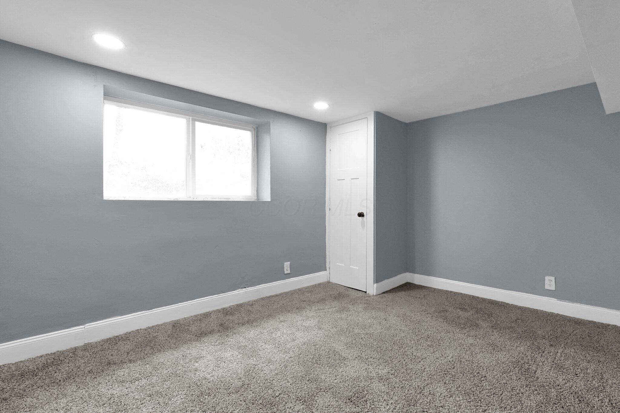 2433 Nedra Street Property Photo 27