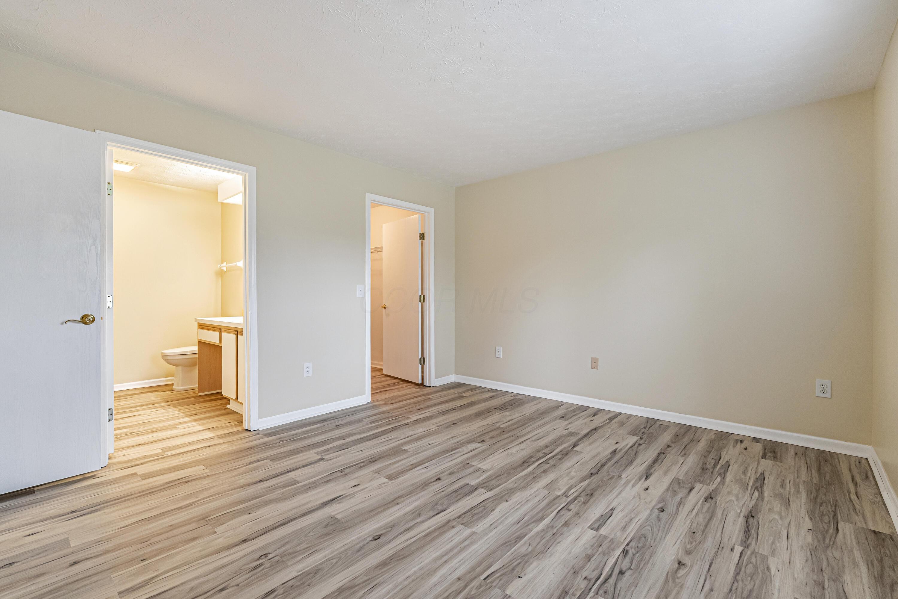 8595 Stonewoods Lane Property Photo 17