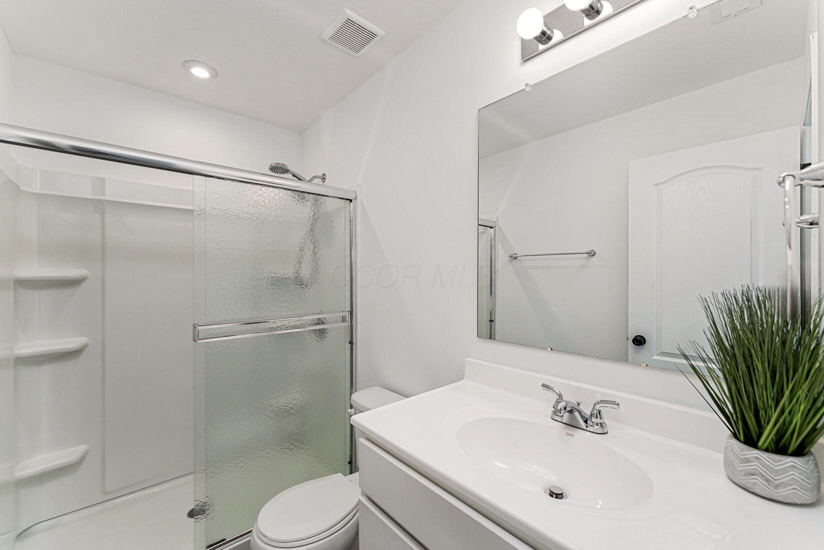 7430 Sugarbark Drive Property Photo 18