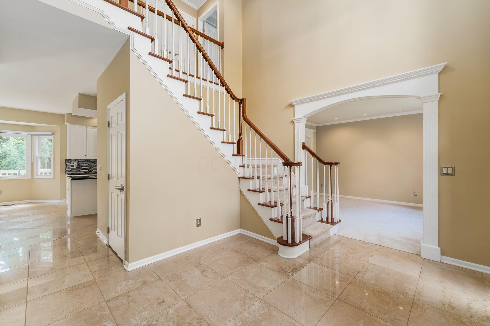 4821 Carrigan Ridge Court Property Photo 3