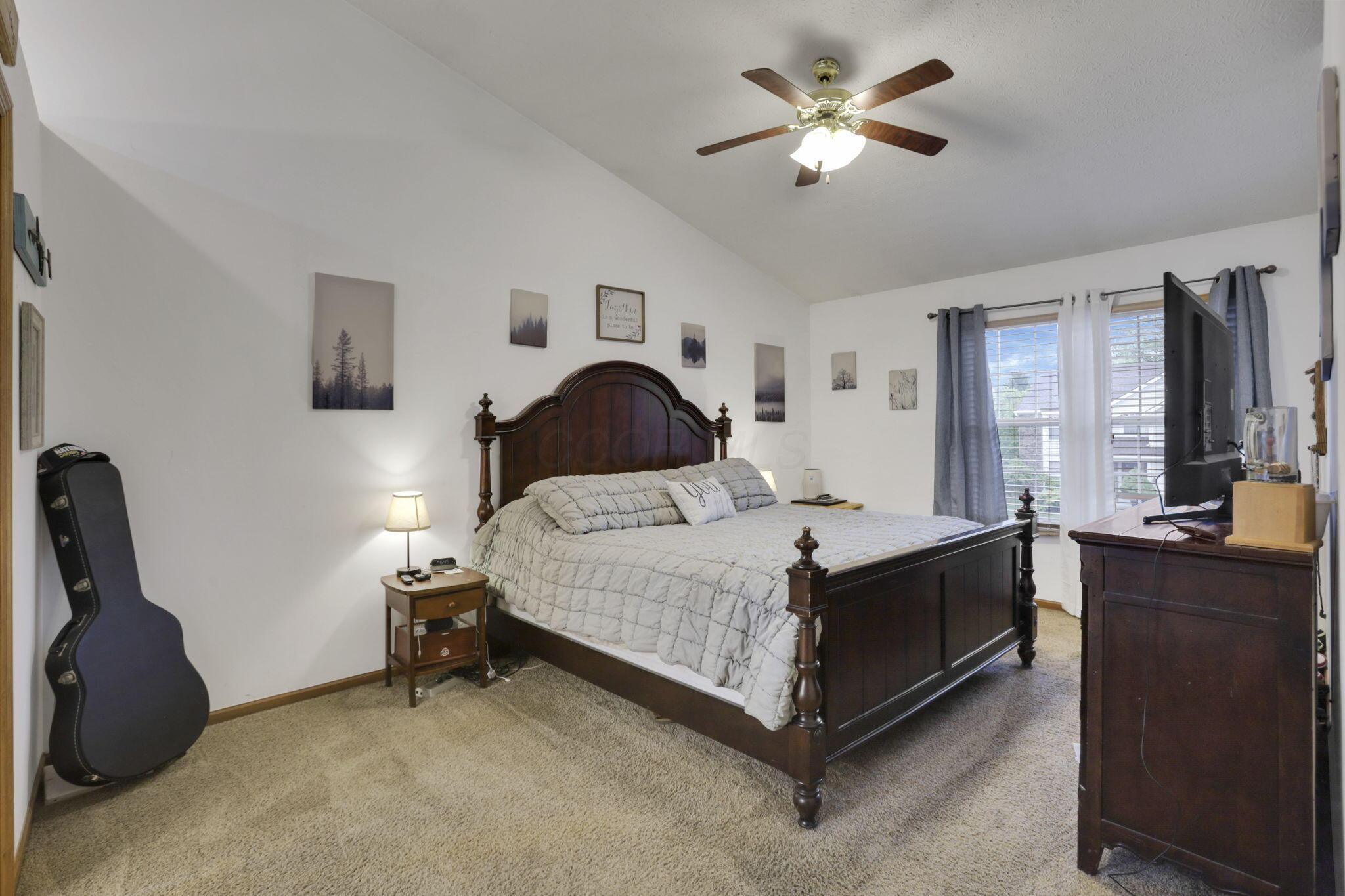 965 Thornapple Grove Property Photo 33
