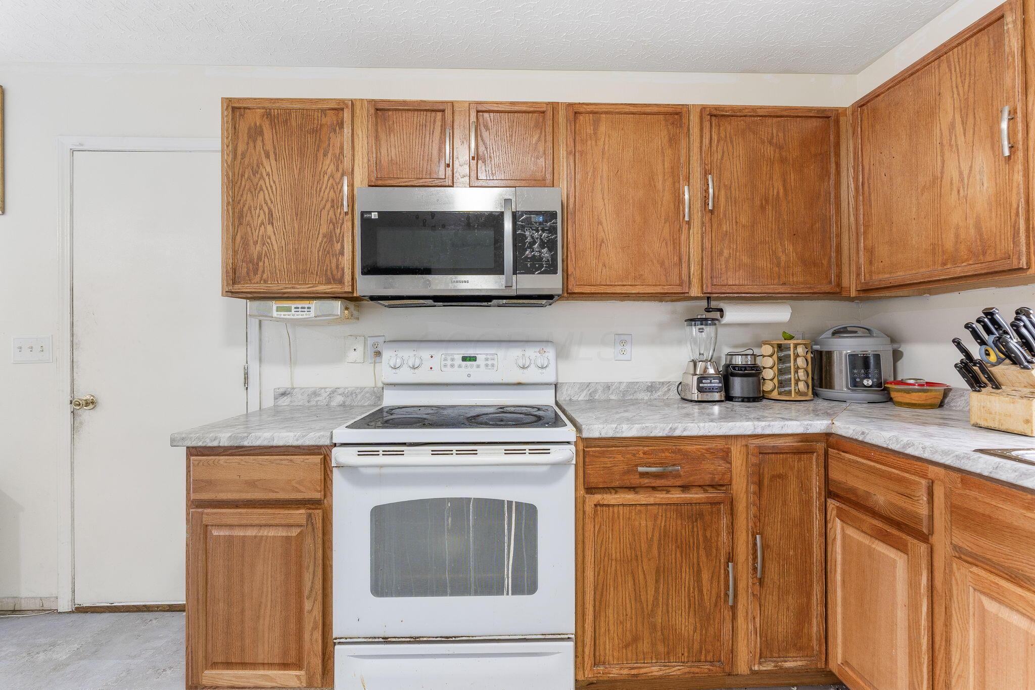 2640 Lilypark Drive Property Photo 10