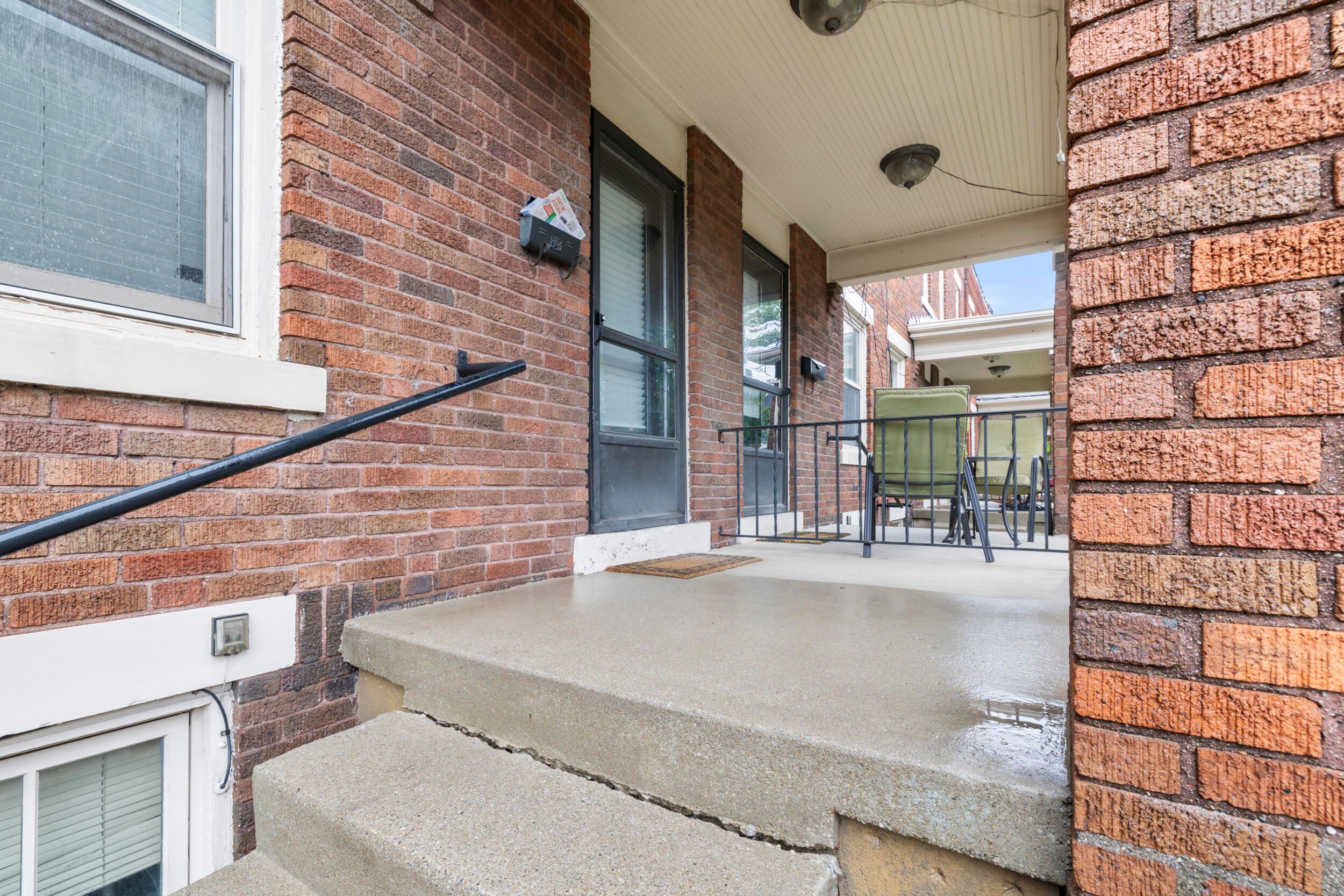 46 W Kossuth Street Property Photo 4