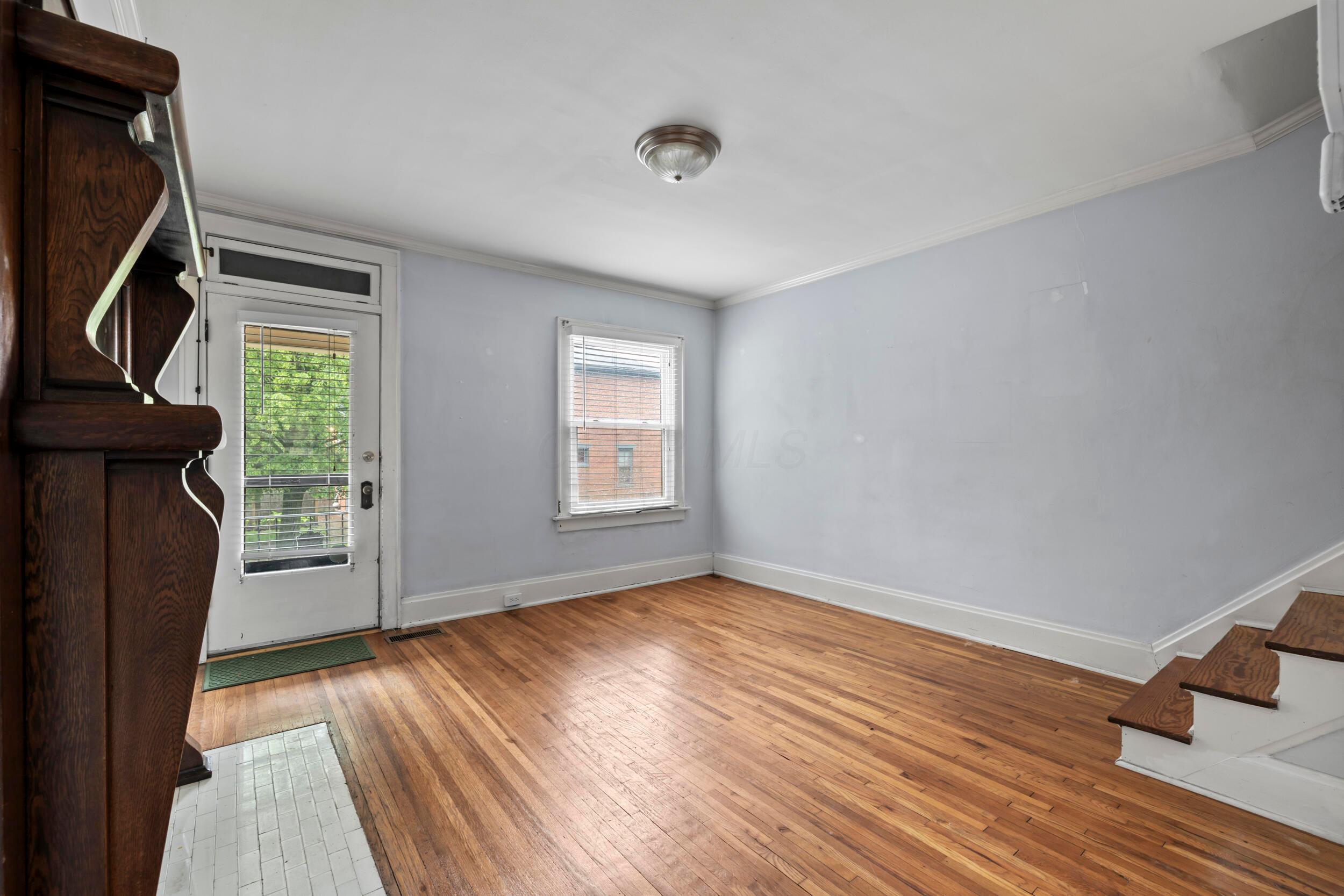46 W Kossuth Street Property Photo 7