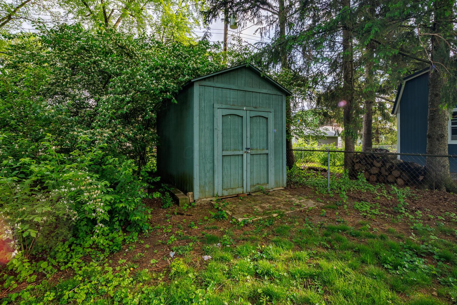 1069 Caniff Road Property Photo 43