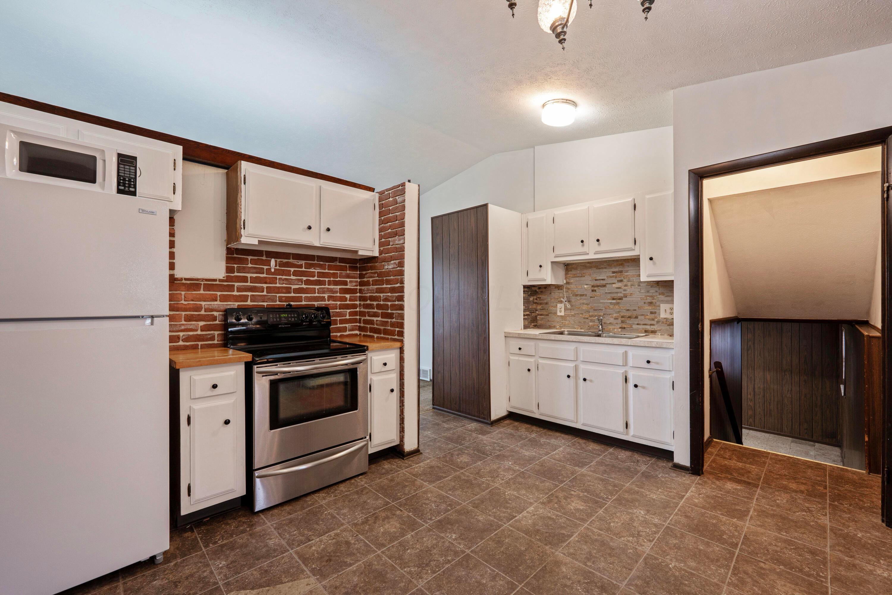 3596 Manila Drive Property Photo 6