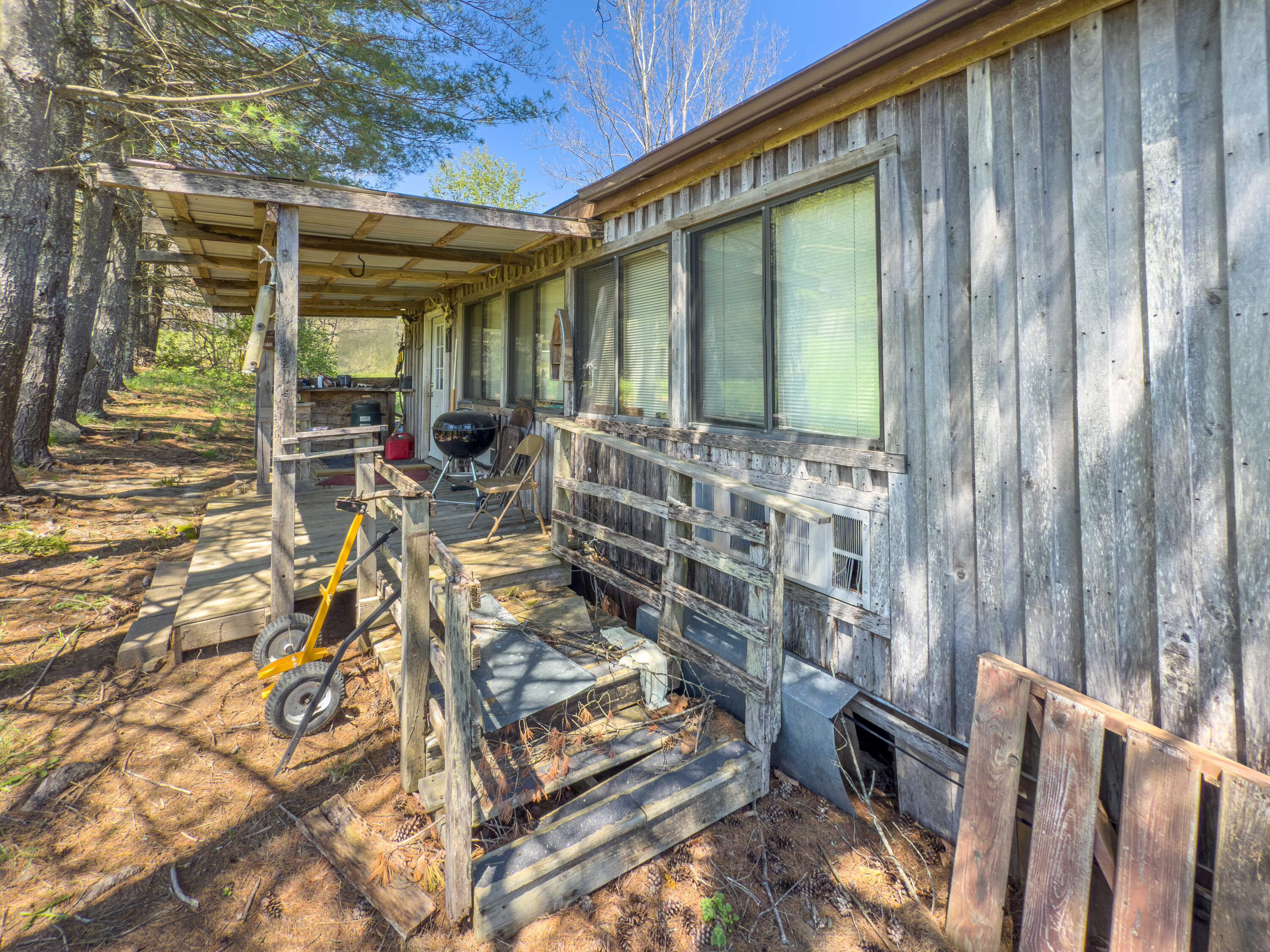 14375 Hooper Ridge Road Property Photo