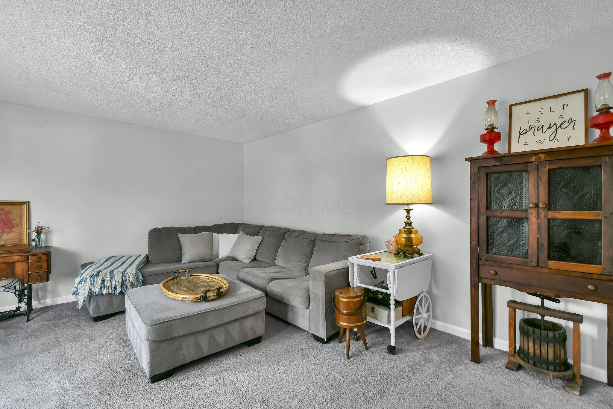 12164 Twincreek Drive Property Photo 6